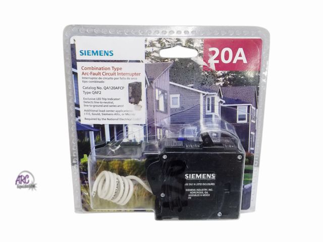 Lot 56-402565 - New - Package Damaged - Siemens - 20 Amp 1 in. Single-Pole Combination AFCI Circuit Breaker
