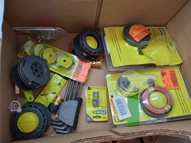 Lot 56-748020 - Salvage tools. For parts or repair. All items have some kind of issue