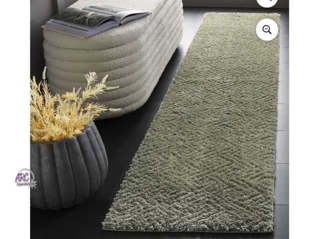 Lot 56-613124 - New, no packaging SAFAVIEH Tahoe Ainsley Geometric Shag Runner Rug, Sage, 2' x 5'
