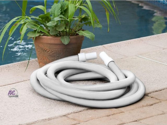 Lot 56-830999 - New in Box - PoolMaster Pool and Spa Vacuum House 1 1/4" x 24'