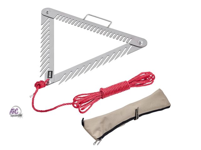 Lot 56-270798 - NEW OPEN BOX VEVOR 24in Aquatic Weed Rake, 3-Sided Lake Weed Rake with Handle, Portable and Foldable...