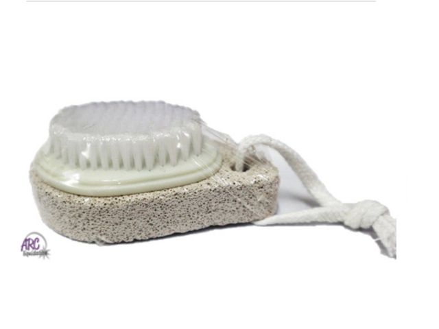 Lot 56-328660 - New lot of 6 Pumice Stone With Brush