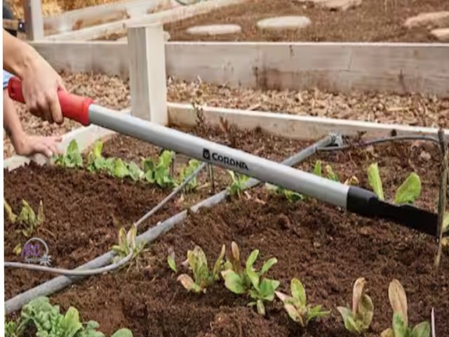 Lot 56-237864 - New Out Of Box - ComfortGEL Extended Reach Garden Hoe and Cultivator