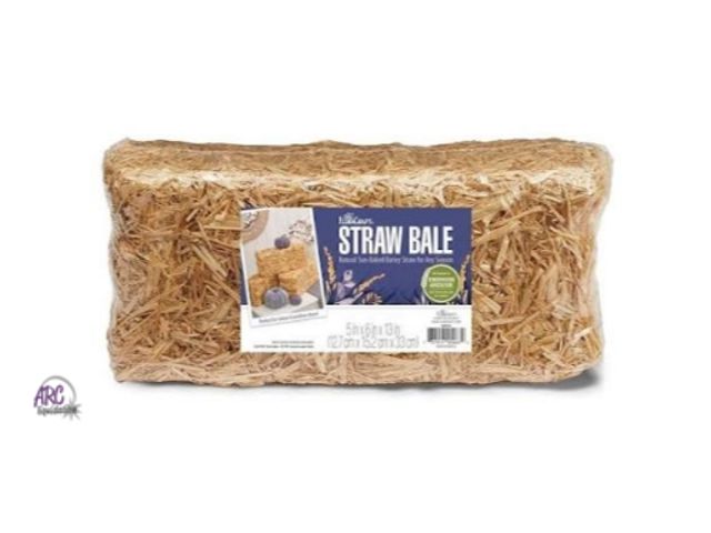 Lot 56-765621 - New straw bale. Natural. Indoor or outdoor. 8" x 9" x 20"