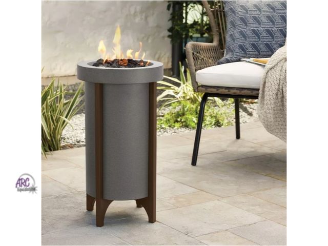 Lot 56-710815 - New in box. 1lb Column Propane Fire Pit Gray - Threshold