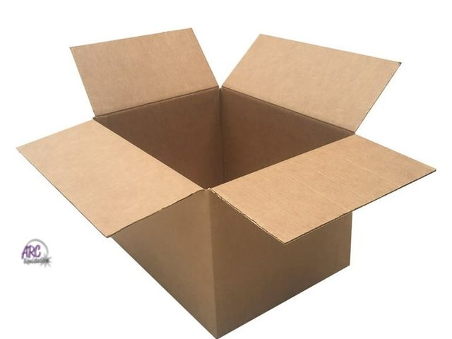 Lot 56-292113 - NEW 10 Medium Cardboard Moving Boxes 18" x 14" x12"