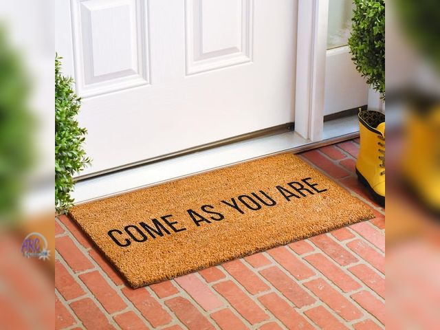 Lot 56-758320 - New Come as you are 17 in. x 29 in. Door Mat