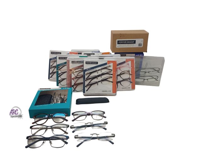 Lot 56-394313 - Bulk lot, 35+ pairs of Foster Grant reading glasses, and cases, varying strengths