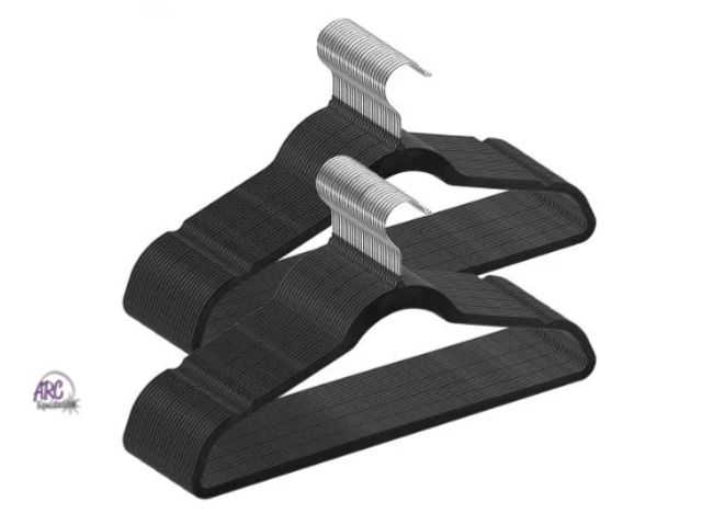 Lot 56-729417 - New 50 pack. Hangers, 11lbs Load-Bearing, 50 Pack Black Velvet Hangers with 360 Degree Swivel Hook