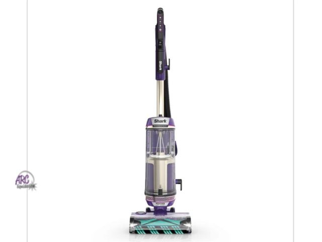 Lot 56-148564 - Used Tested &amp; Works Shark
POWERDETECT Bagless
Corded HEPA Upright Vacuum with DuoClean Detect Te...