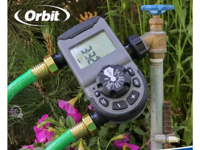 Lot 56-318761 - New out of package 2-Outlet Programmable Hose Watering Timer Sprinkler Timer