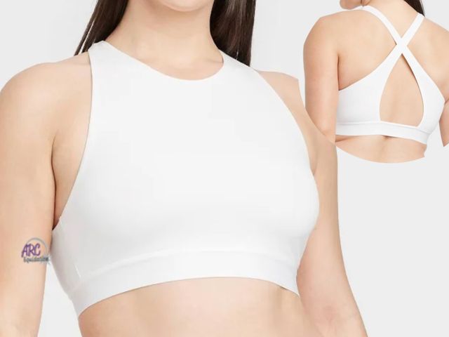 Lot 56-455998 - NEW WITH TAGS Auden Women's Cotton Stretch Cross Back Bralette Size M in White