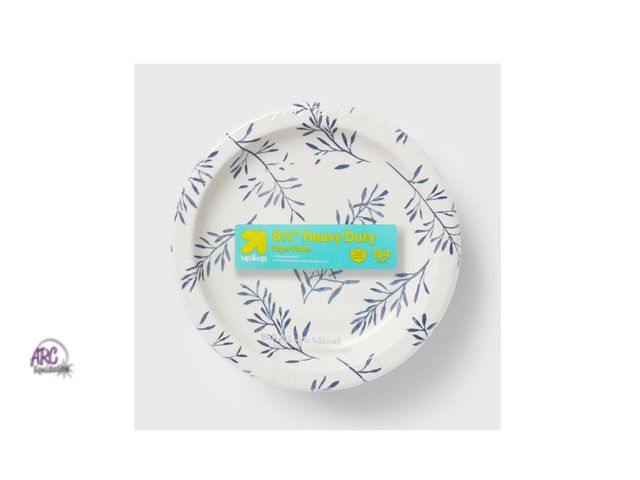 Lot 56-167914 - New up&amp;up Botanical Leaf Paper Plates 8.5" - 154ct