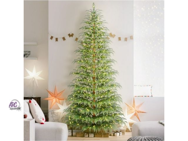 Lot 56-743730 - New 9' Pre-Lit Green Cypress Artificial Christmas Tree with 600 Warm White Twinkle LED Lights, by My...