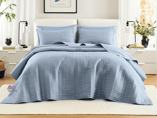 Lot 56-876718 - New - Comfort Spaces Bedspread Mini Set - Blue