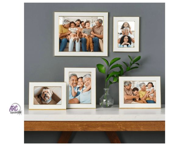 Lot 56-127060 - New in Box Mikasa Enamel Picture Frame Set of 5, White/Gold, (8x10, 5x7, 4x6)