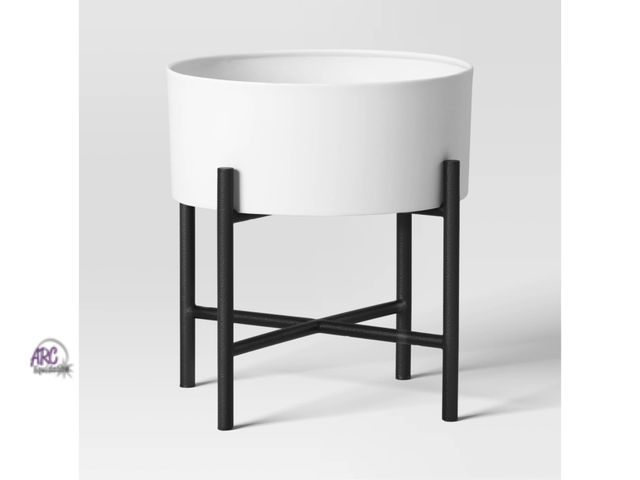 Lot 56-289912 - NEW Metal Indoor Outdoor Planter and Stand Set White - Threshold