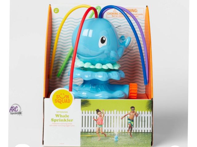 Lot 56-319260 - New out of box Kids' Whale Wiggle Tube Sprinkler - Sun Squad™