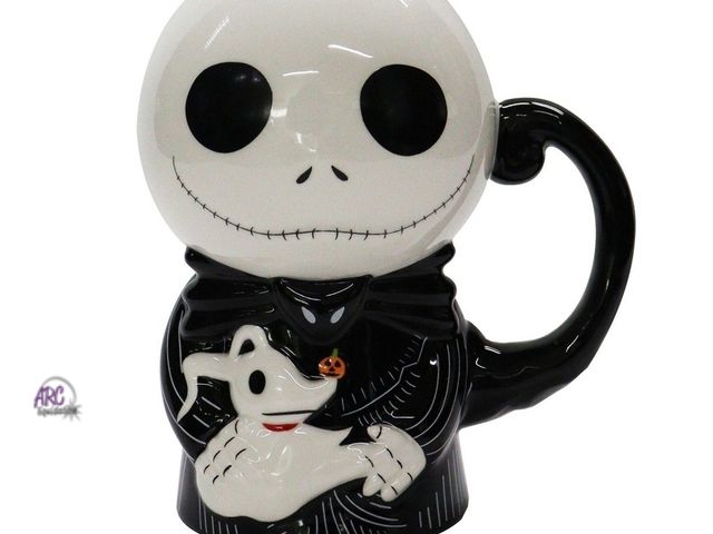 Lot 56-829030 - New - 20oz Jack Skeleton and Zero Mug