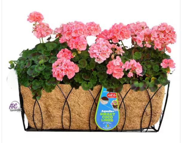 Lot 56-344661 - New 18 in. x 7 in. AquaSav Devon Window/Deck Planter