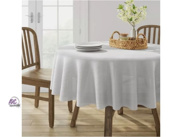 Lot 56-505634 - NEW-Threshold round tablecloth-70" round white