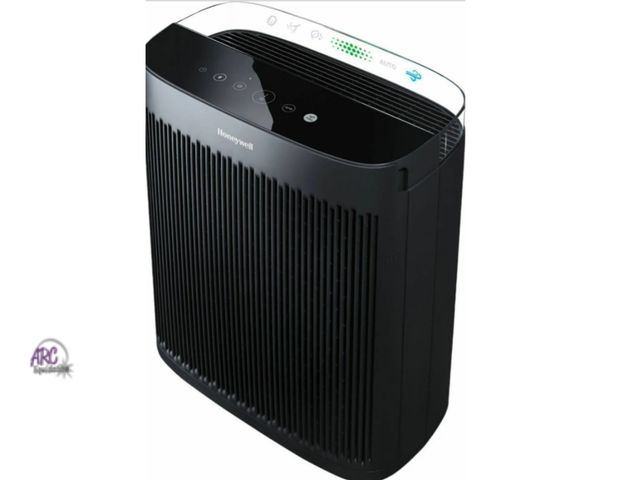Lot 56-472612 - NEW-TESTED-Honeywell Insight HEPA Air Purifier HPA5200B: Quiet Operation, 4 Settings, 300-500 sq. ft...