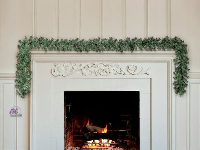 Lot 56-746130 - New lot of 3 Branch Unlit Artificial Christmas Garland, Green, 9ft long per garland