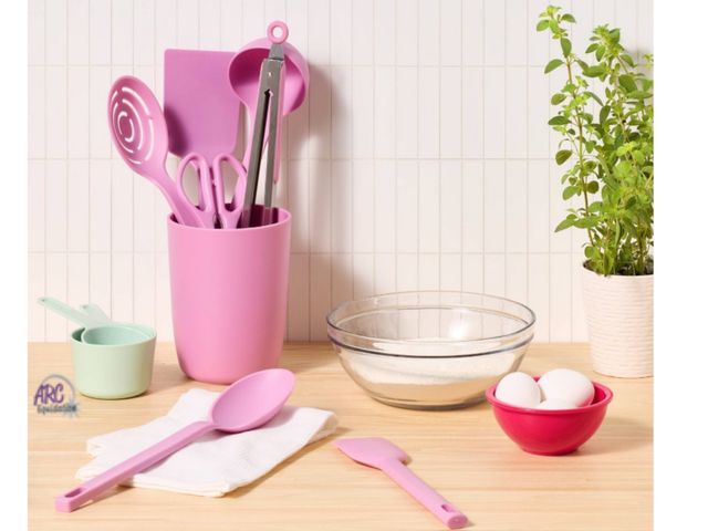 Lot 56-380427 - New, checked all pieces there, 8pc Nylon Kitchen Utensil Set with Holder Pink - Room Essentials™