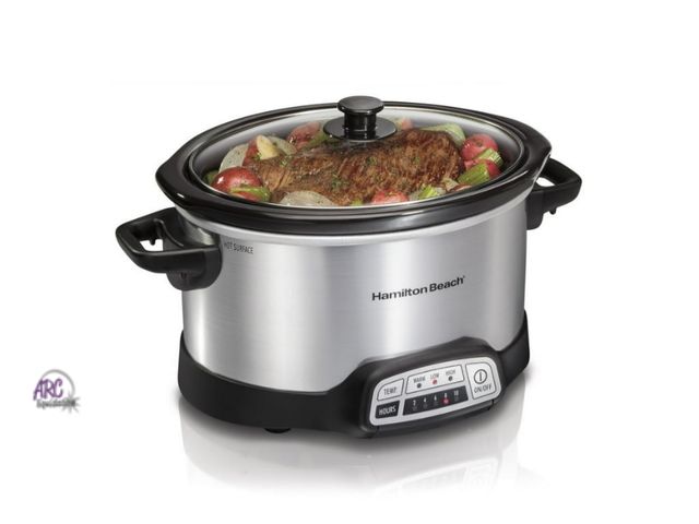 Lot 56-729217 - New/ dent on side. Tested and works Hamilton Beach Programmable Slow Cooker