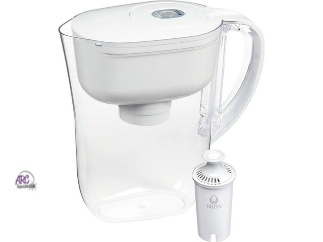 Lot 56-553118 - POSSIBLY USED-Brita Small 6 Cup Denali Water Filter Pitcher with 1 Brita Standard Filter-WHITE