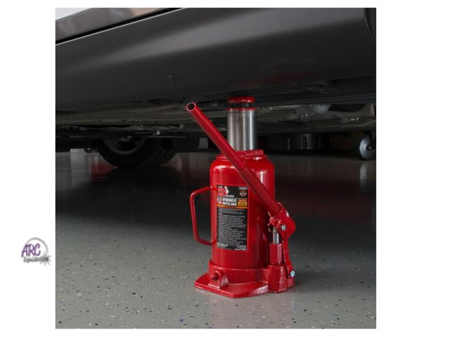 Arc Liquidation Group - Lot 56-121125 - New in Box Torin Jacks Big Red ...
