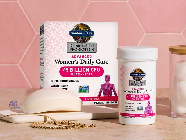 Lot 56-375165 - NEW IN BOX/SEALED Garden of Life Advanced Women's Daily Probiotic, 60 Capsules Clinically Studied St...