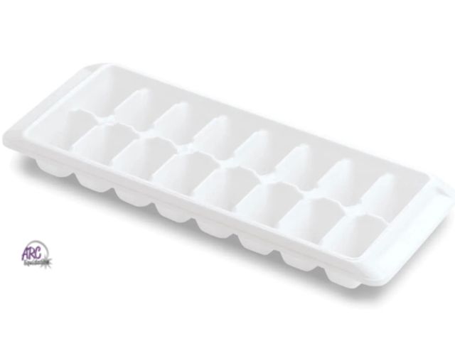 Lot 56-121625 - New - Lot of 8 - Rubbermaid Quick Release Ice Cube Tray, White