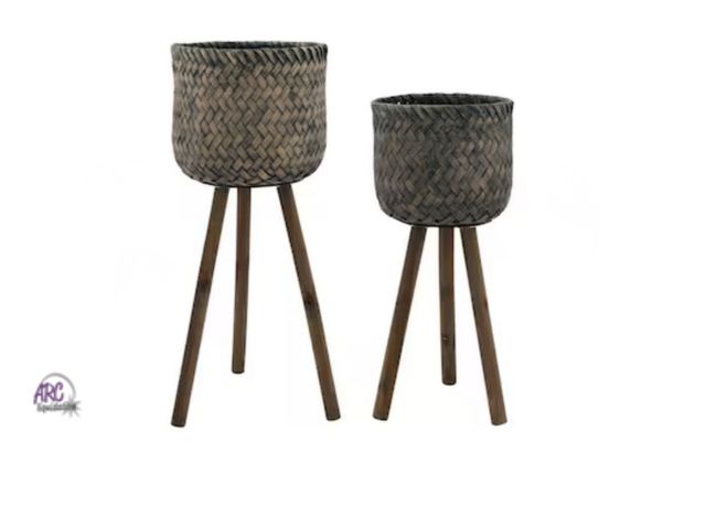 Lot 56-554018 - USED-LOT OF 2-wood thatch 3-leg stand planters-different sizes-12" round and 10" round