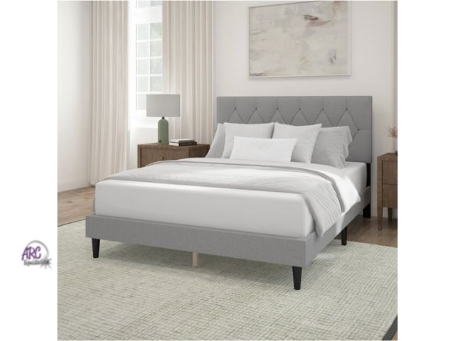 Lot 56-799514 - New in box. Mainstays Hillside Diamond Tufted Upholstered Queen Platform Bed, Gray