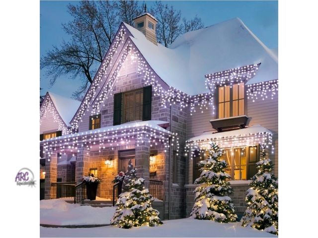Lot 56-841130 - New - Open Box Tested and Works - Holiday Time 300 Cool White Icicle Lights - LED Indoor/Outdoor