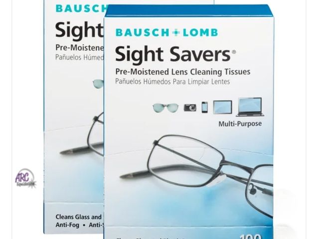 Lot 56-870817 - New - Pack of 2 100ct packs - Bausch and Lamb Sight Savers Pre-Moistened Lens Cleaning Tissues