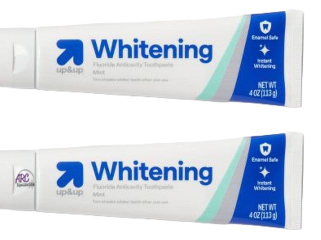Lot 56-255898 - NEW 2 Pack Whitening Toothpaste - up&amp;up 4 oz tubes