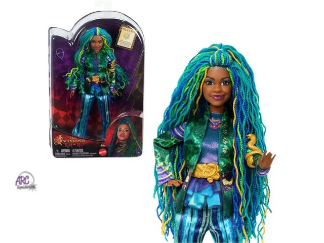 Lot 56-566430 - NEW-SMALL TEAR ON BACK PACKAGING-Mattel Disney Descendants: The Rise of Red Fashion Doll &amp; Acces...