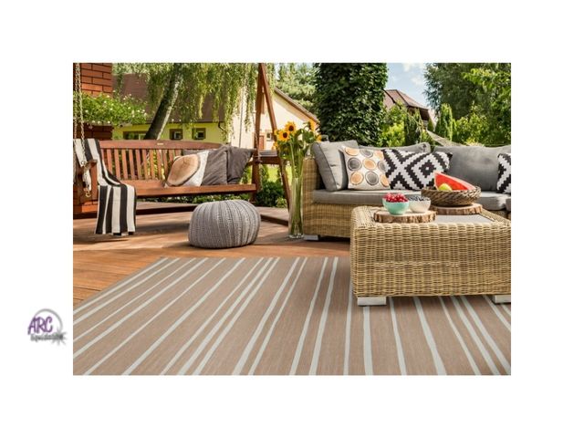 Lot 56-785312 - New Linon Outdoor/Indoor Washable Area Rug Collection, Tan and Ivory, 7' x 9'