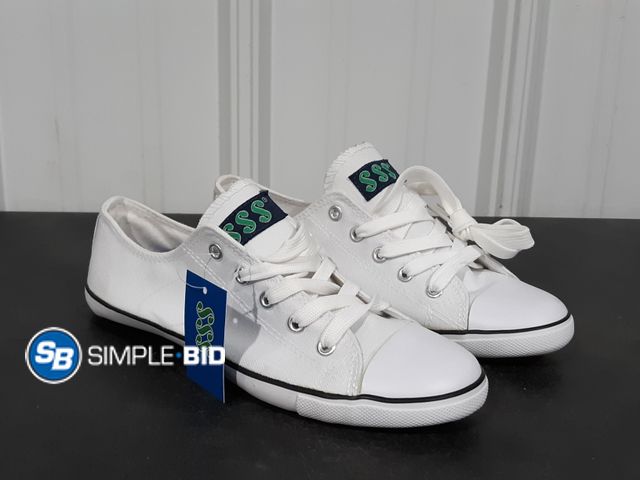 Lot 58-35068 - Women's SSS Canvas White Tennis Shoes - -- SIZE 38 -- 7/8 - appears unworn