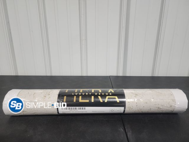 Lot 58-26833 - Luxury Decor Cream/Greige &amp; Gold Wall Paper