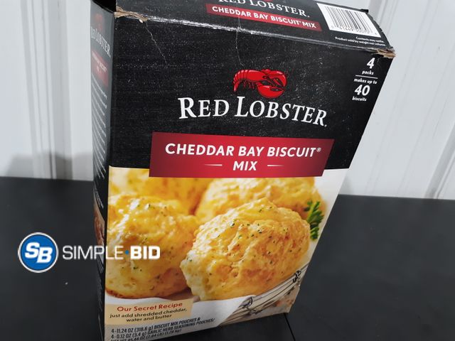 Lot 58-26102 - Red Lobster Cheddar Bay Biscuit Mix - 4 packs - unopened