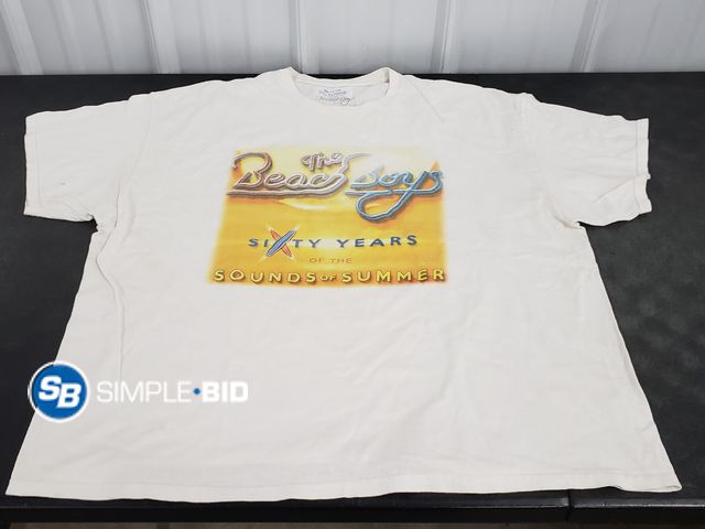 Lot 58-50968 - Beach Boys T Shirt - Size XXL - Used