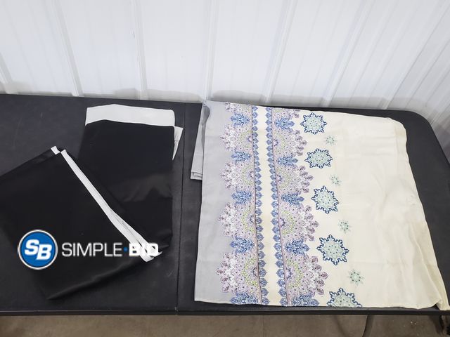 Lot 58-68215 - Lot of (2) Curtain Panels - Dirty and Smoky Smell