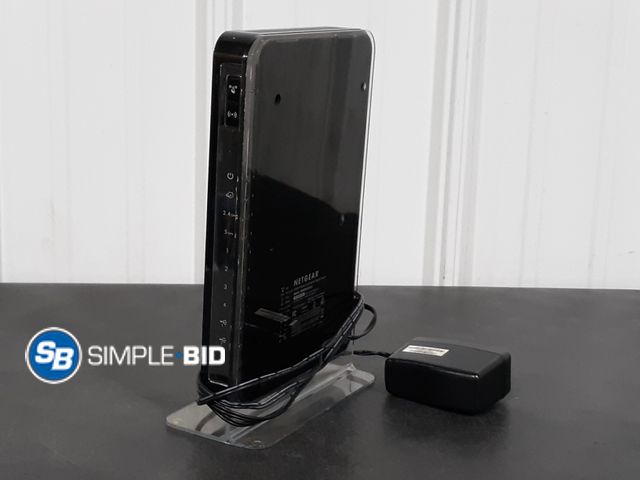 Lot 58-17886 - Netgear Wireless Router