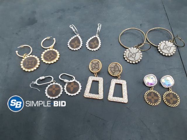 Lot 58-77468 - Lot of Various Earrings