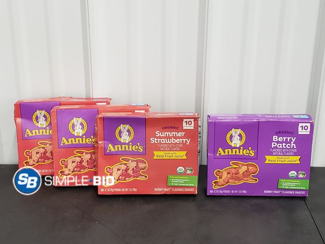 Lot 58-67856 - Lot of (4) Annie's Gummy Snacks -- (3) Summer Strawberry (1) Berry Patch - unopened - expired