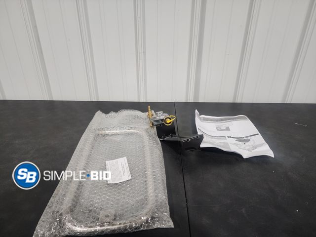Lot 58-27258 - Valve /Regulator Bracket Assembly for Portable Grill