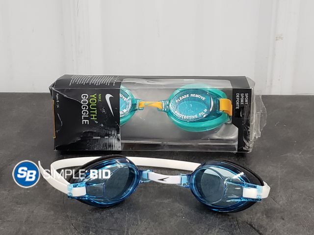 Lot 58-75763 - Lot of (2) Sport Swim Googles- (1) Nike Youth Googles (1) Speedo